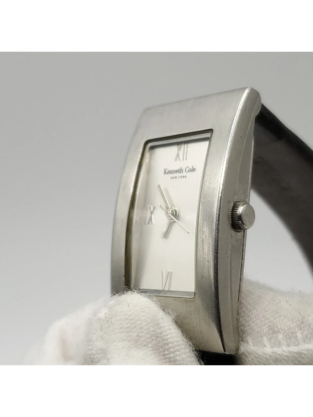 Kenneth Cole New York 20mm Womens Rectangle Quartz Watch Silver Tone New Battery